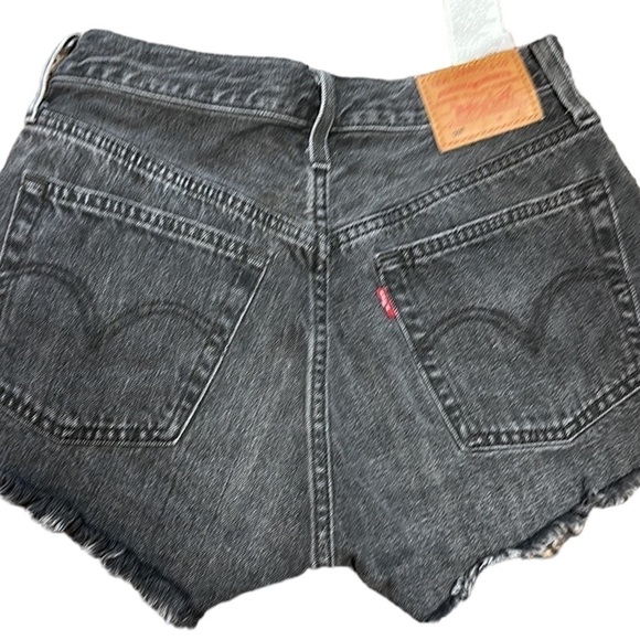 Levis premium 501 BIG E jean shorts size 26 - Picture 4 of 10